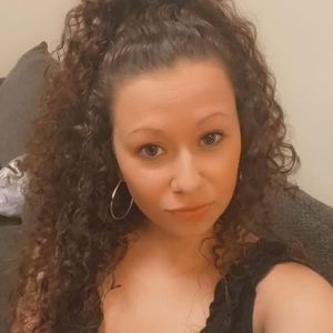 Meet your Posher, Whitney